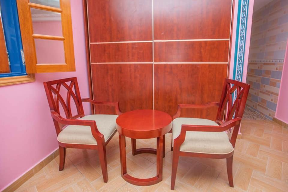 Mont Bleu Hotel Либревил Екстериор снимка