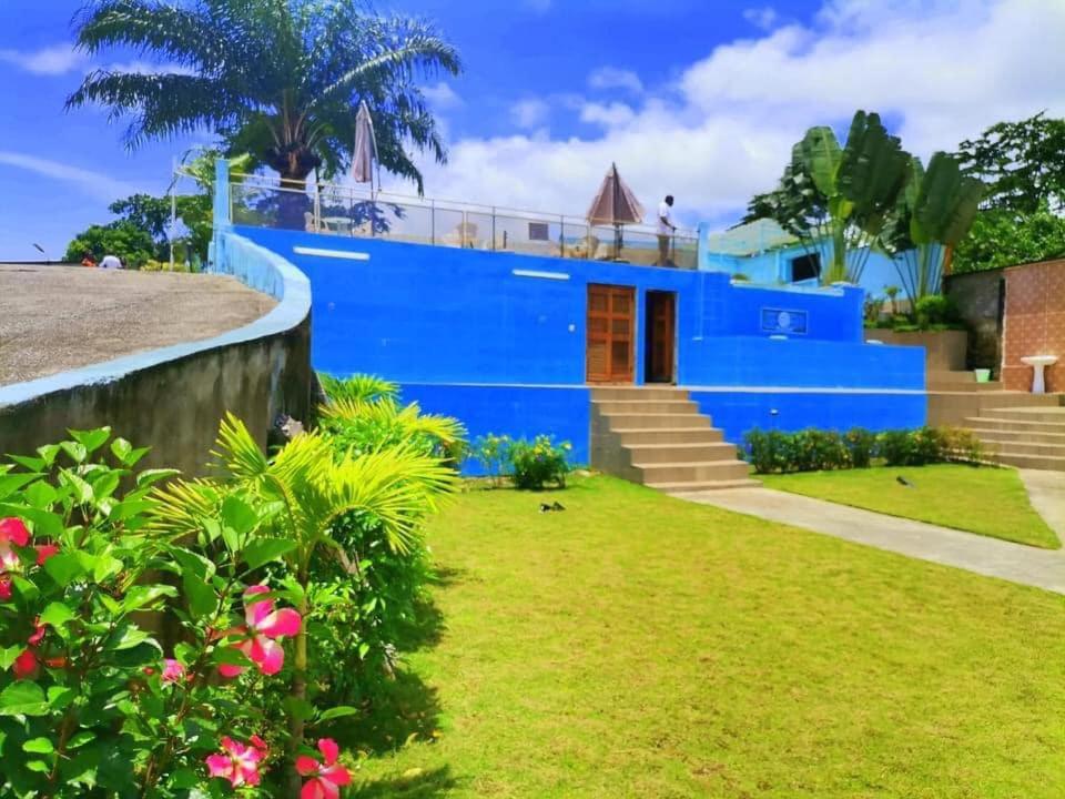 Mont Bleu Hotel Либревил Екстериор снимка